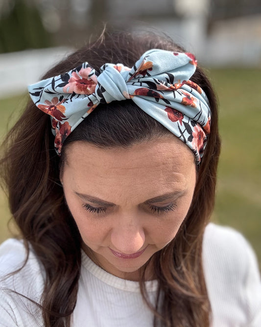 Luxe Twist Headband Light Blue Floral